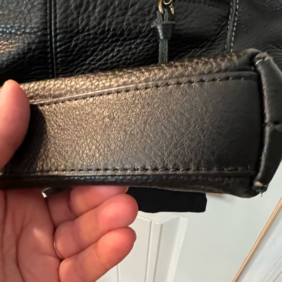 The Sak Crossbody Black Leather Shoulder Bag - Picture 9 of 13